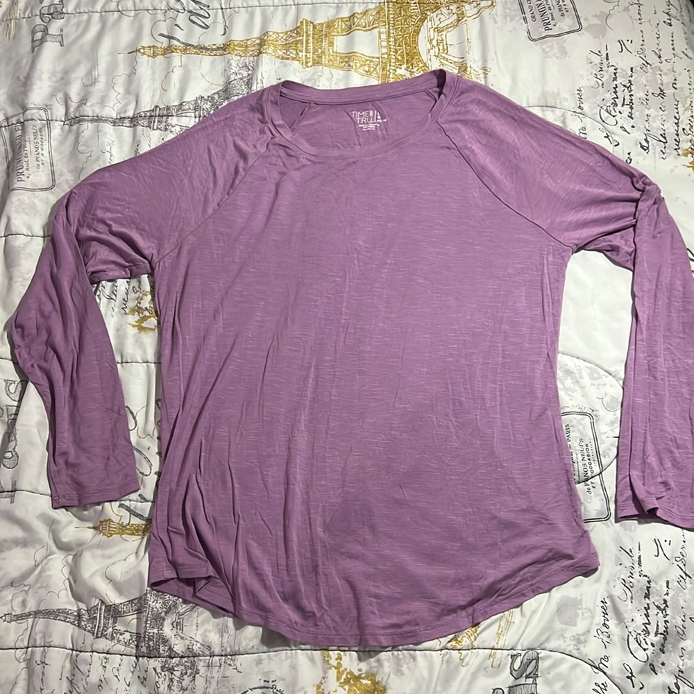 LONGSLEEVE PURPLE SHIRT